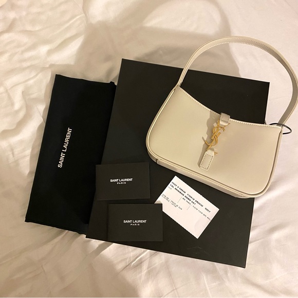 SAINT LAURENT Mini 5A7 Hobo Bag - Picture 4 of 17